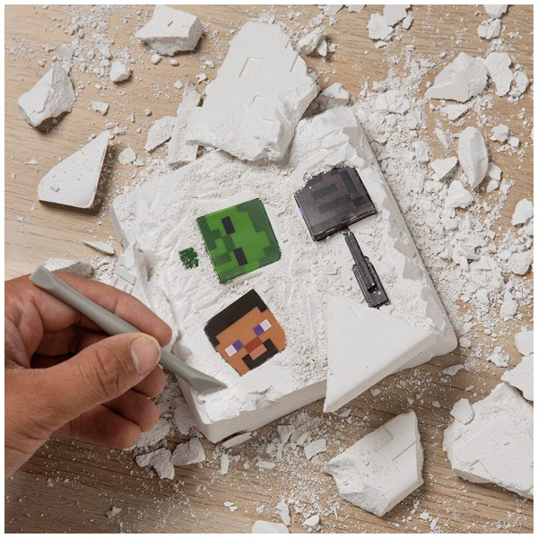 Alternative view of Minecraft Excavation Kit